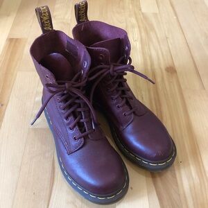 Dr. Martens 1460 Pascal Leather Boots lace up burgundy